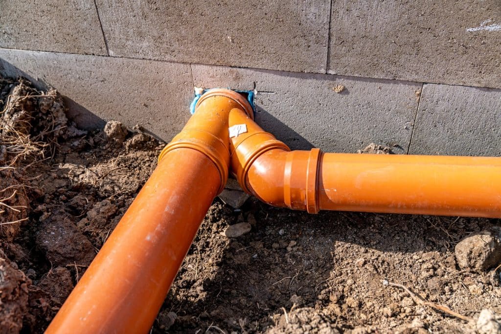 PL-1479662793-Sewage-system-of-PVC-pipes-1024x683.jpg